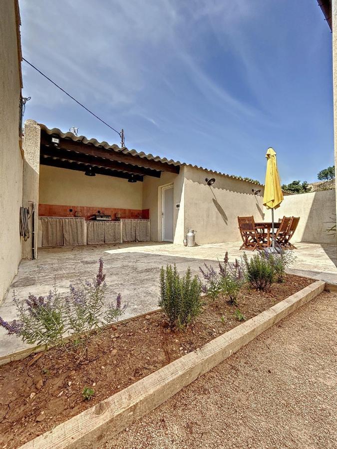 Charmante Maison De Ville Avec Jardin, Terrasse Et Terrain De Petanque Fos-sur-Mer Exterior foto